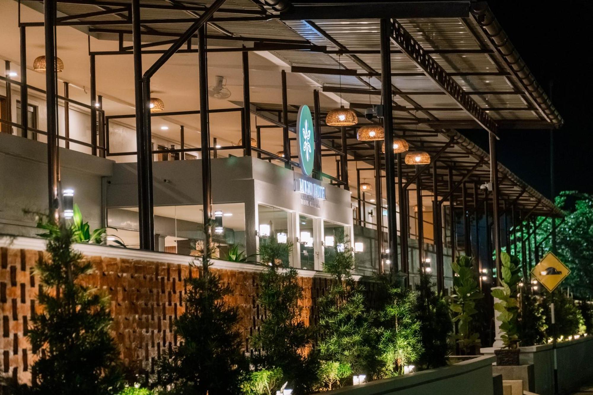 Mulyo Hotel Port Dickson Exterior photo